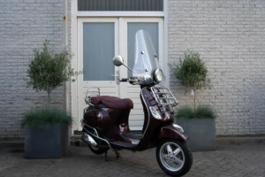 Vespa LXV