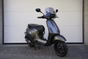 Vespa Sprint Special Aventurine Green